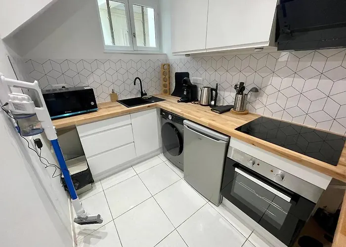 Triplex En Centre-Ville - 273